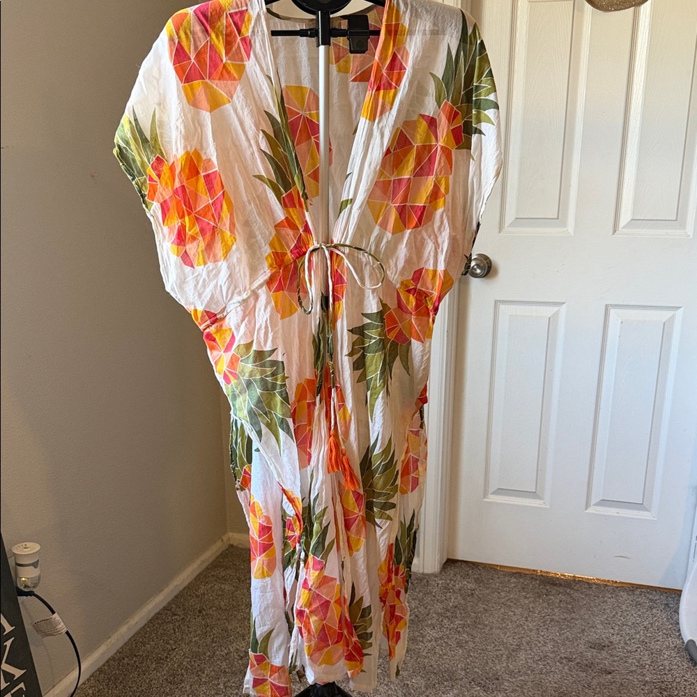 Grace & Lace White Pineapple Print Swim Coverup - Picture 1 of 5